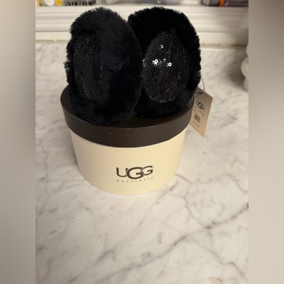 UGG Black Sequin Earmuffs - Picture 1 of 8